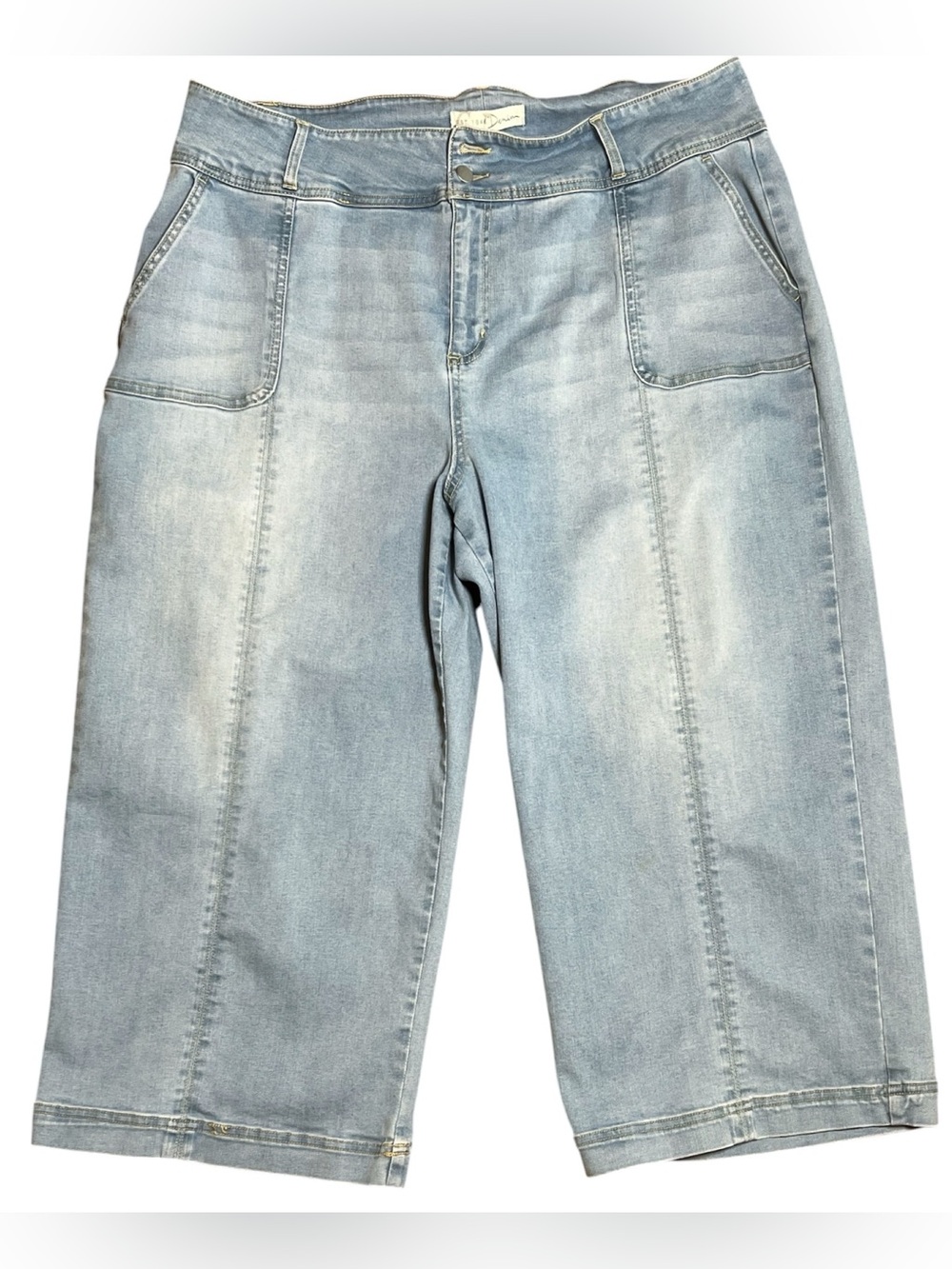 Est 1946 Denim light wash wide leg denim cropped jeans size 20